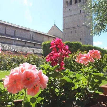 Appartamento Il Turrione Assisi Esterno foto